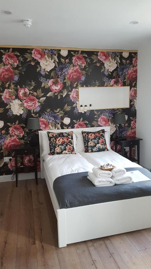 Pasta Factory Guest Rooms Galway Bagian luar foto