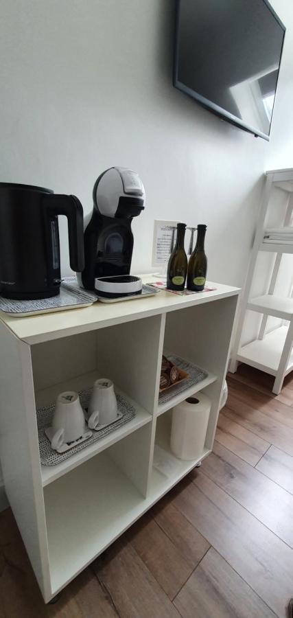 Pasta Factory Guest Rooms Galway Bagian luar foto