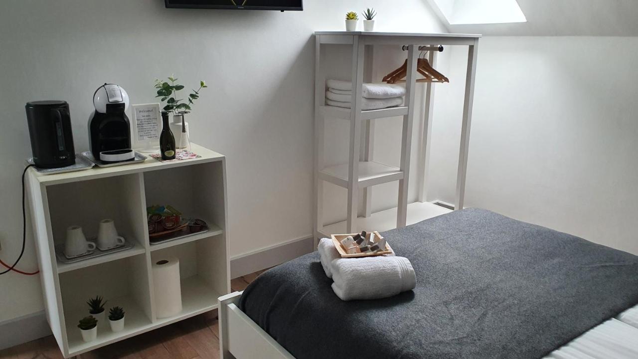 Pasta Factory Guest Rooms Galway Bagian luar foto