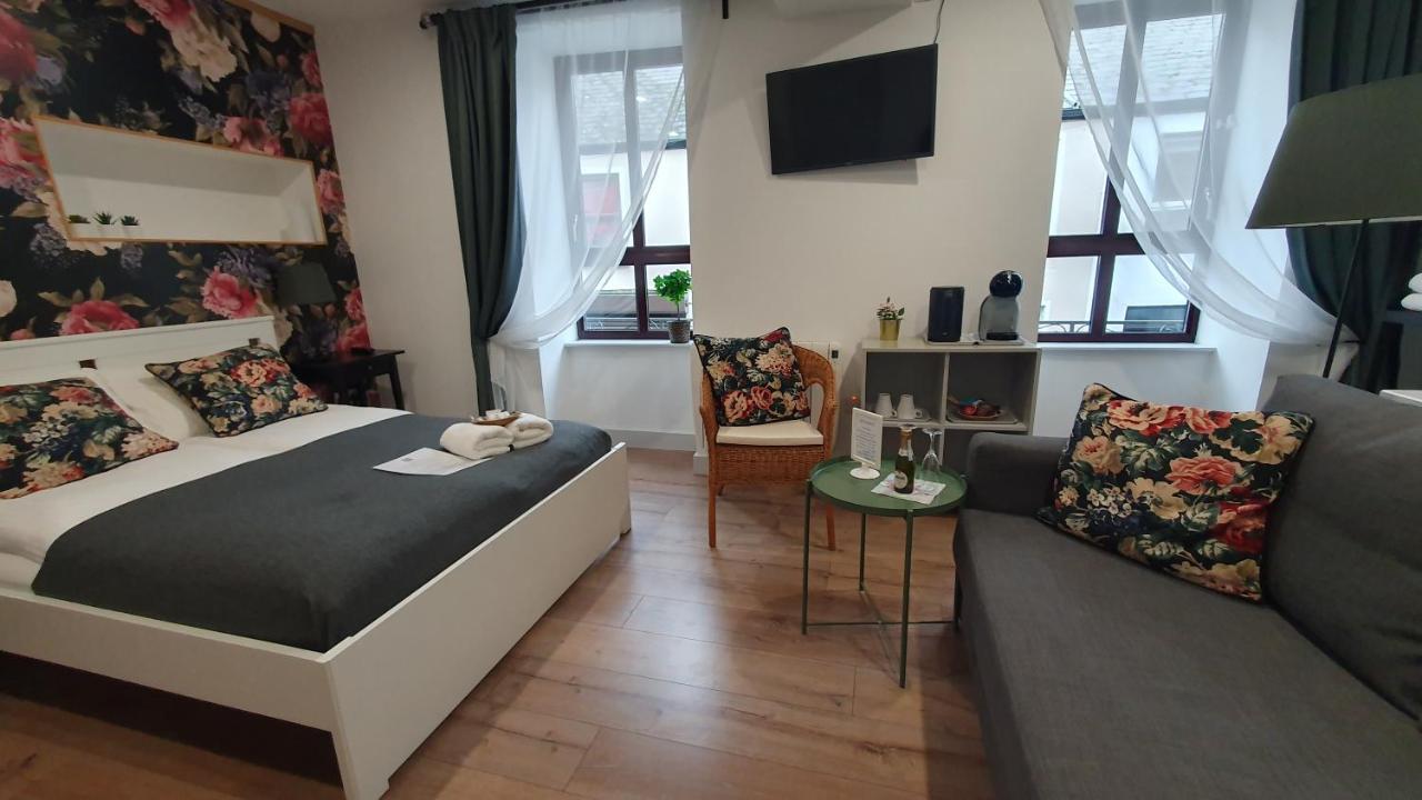 Pasta Factory Guest Rooms Galway Bagian luar foto