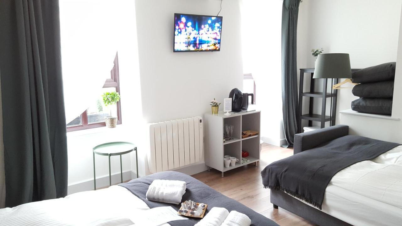 Pasta Factory Guest Rooms Galway Bagian luar foto